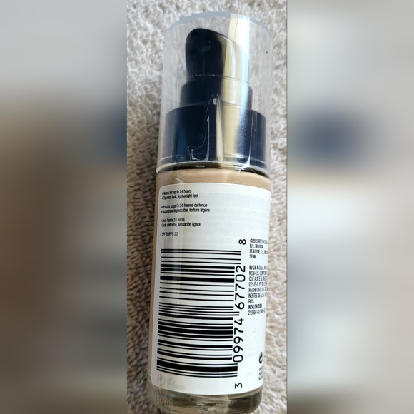 2 Revlon Colorstay Foundation Buff - Picture 3 of 3